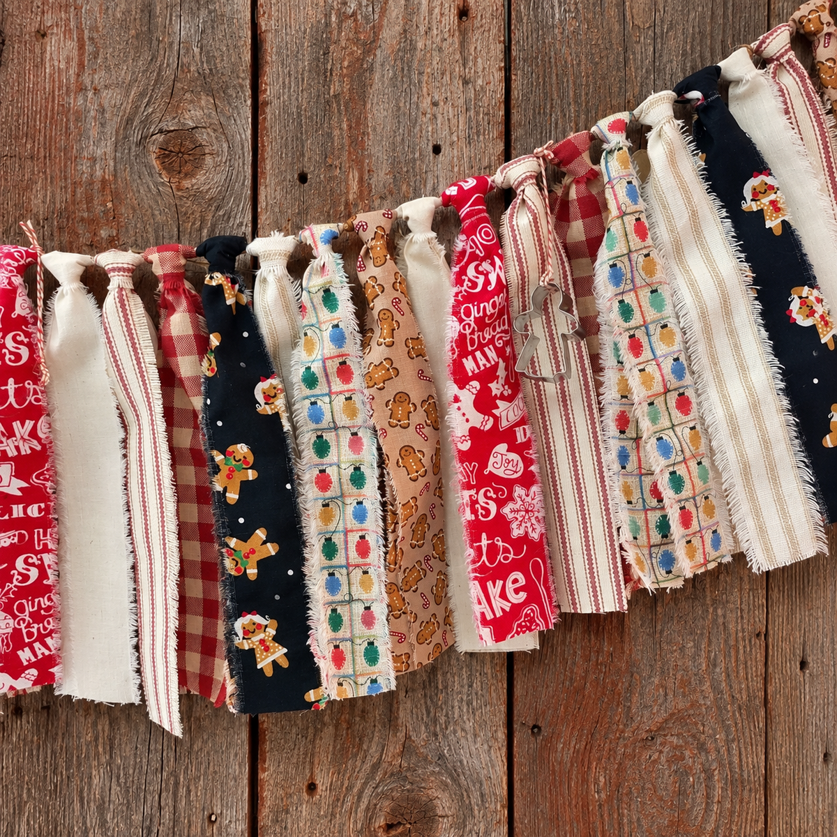 Grandma’s Christmas Cookie Garland | Handmade Fabric Garland | Vintage Cookie Cutters | Christmas Kitchen Decor