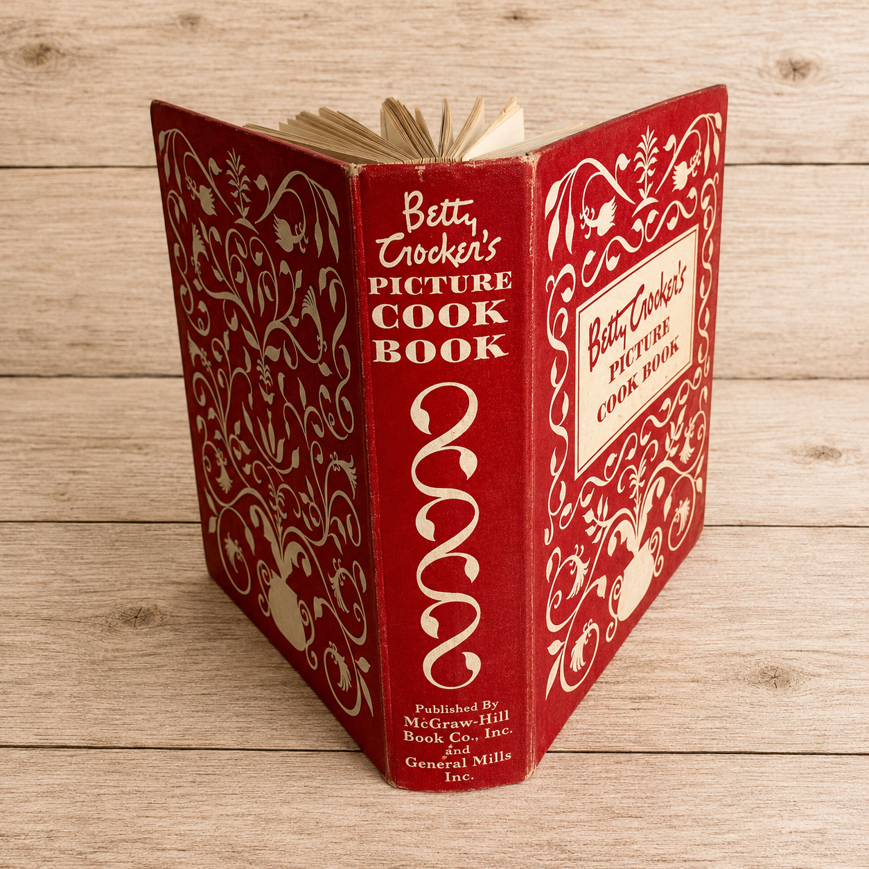 Betty Crocker's Picture Cook Book 1950 Recipes, 5-Ring Looseleaf Binder