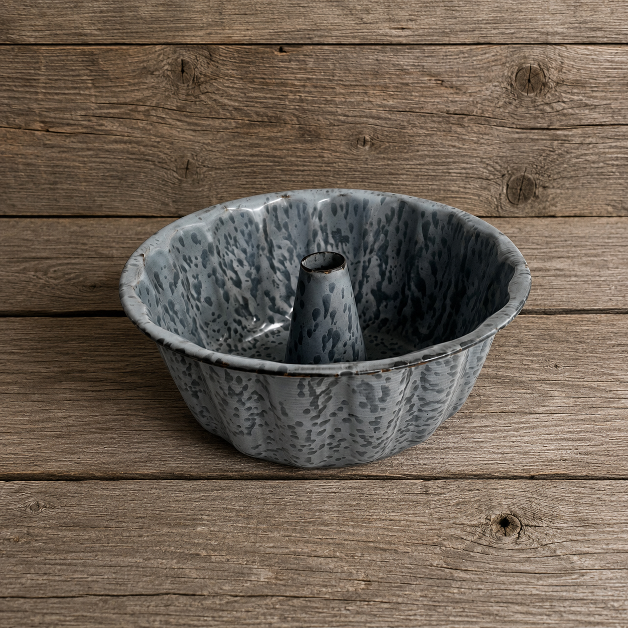 Gray Graniteware Bundt Cake Pan, Swirled Enamelware Bakeware 1920s
